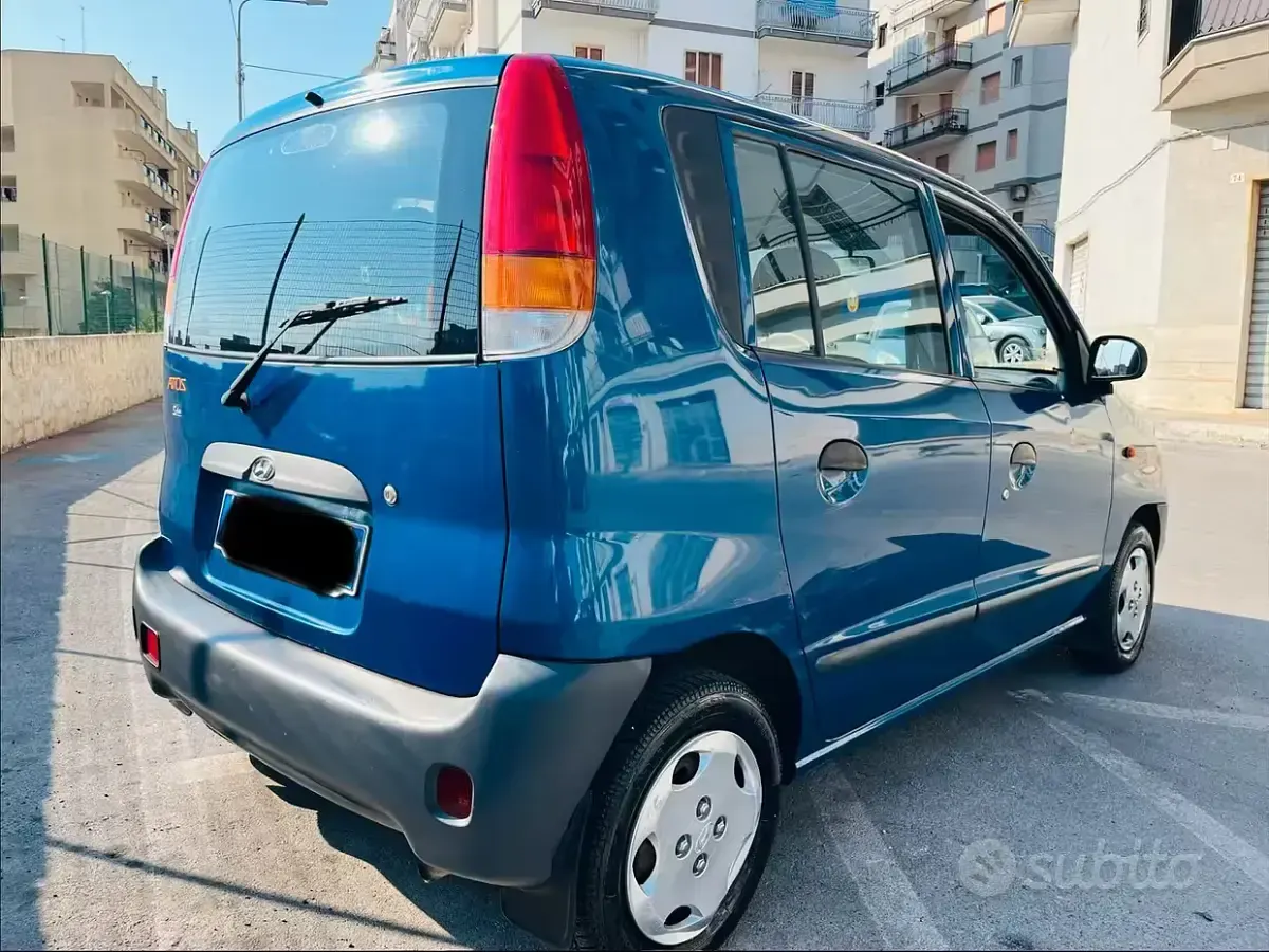 Usata Hyundai Atos 59 CV (43 kW) 2002 Blu Utilitaria