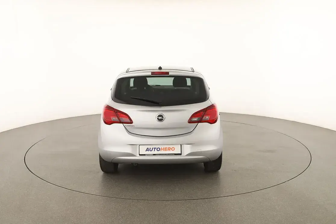 Usata Opel Corsa 70 CV (51 kW) 2019 Argento Utilitaria