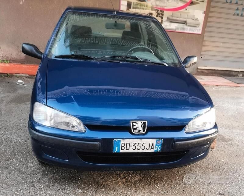 Usata Peugeot 106 50 CV (36 kW) 1999 Blu Utilitaria