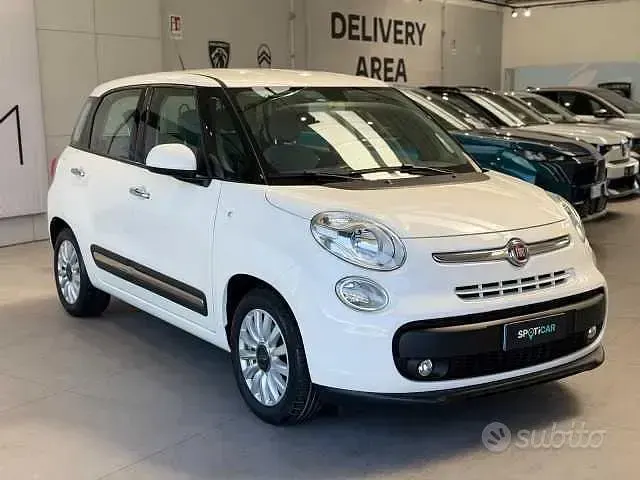 Usata Fiat 500L Lounge 95 CV (69 kW) 2016 Bianco Monovolume