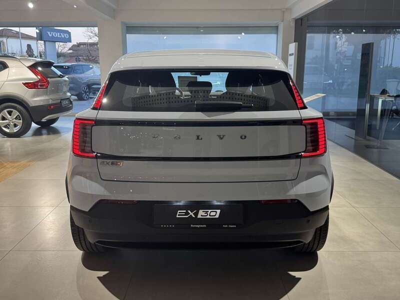 Nuova Volvo EX30 Core 75 kW (102 CV) 2025 Azzurro SUV