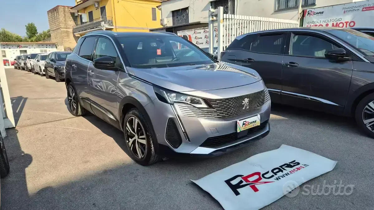 Usata Peugeot 3008 GT 131 CV (96 kW) 2022 Grigio SUV