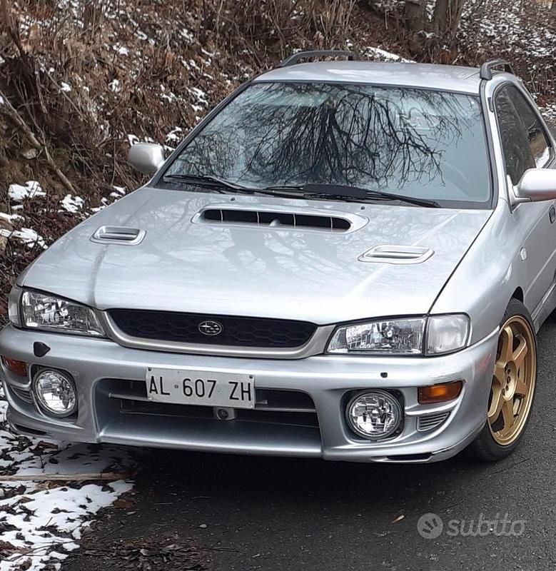 Usata Subaru Impreza GT 1996 Grigio Station wagon