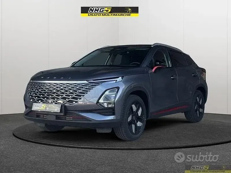 Begagnad Omoda 5 147 HK (108 kW) 2024 Grå SUV
