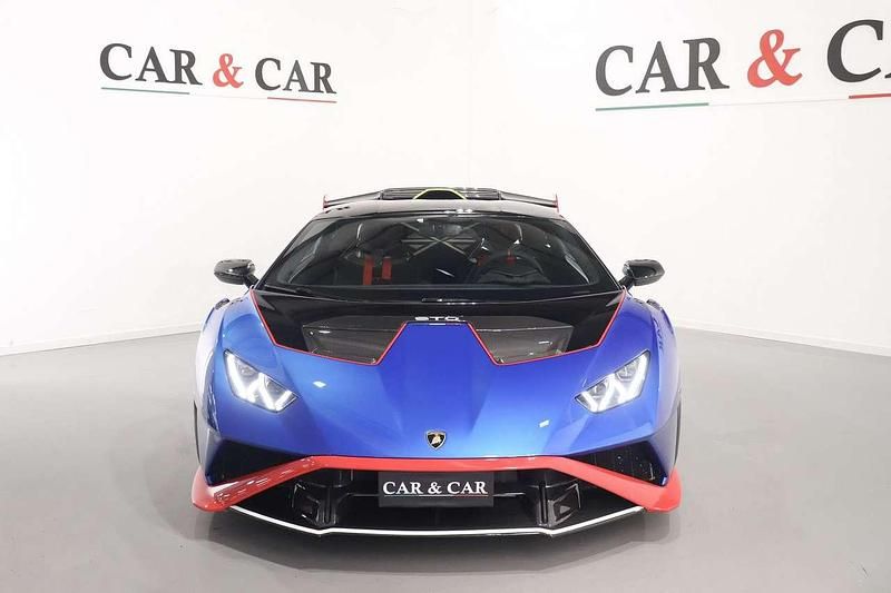 Usata Lamborghini Huracán 639 CV (469 kW) 2023 Blu/azzurro Coupé