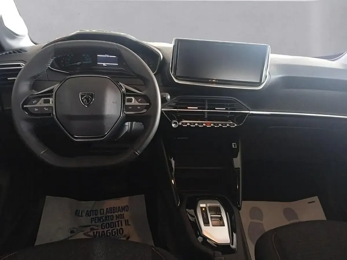 Nuova Peugeot 208 Style 100 CV (73 kW) 2026 Grigio Utilitaria
