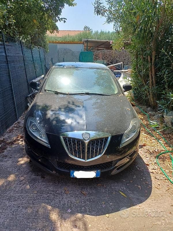Nero Usata 2011 Lancia Delta Due volumi | 1500 € (Super prezzo) - Immagine 1/3