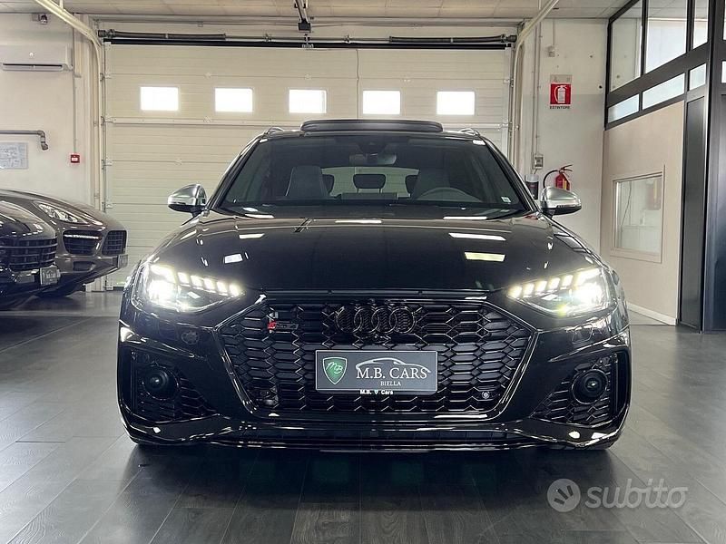 Usata Audi RS4 Ambiente 450 CV (330 kW) 2022 Nero Station wagon