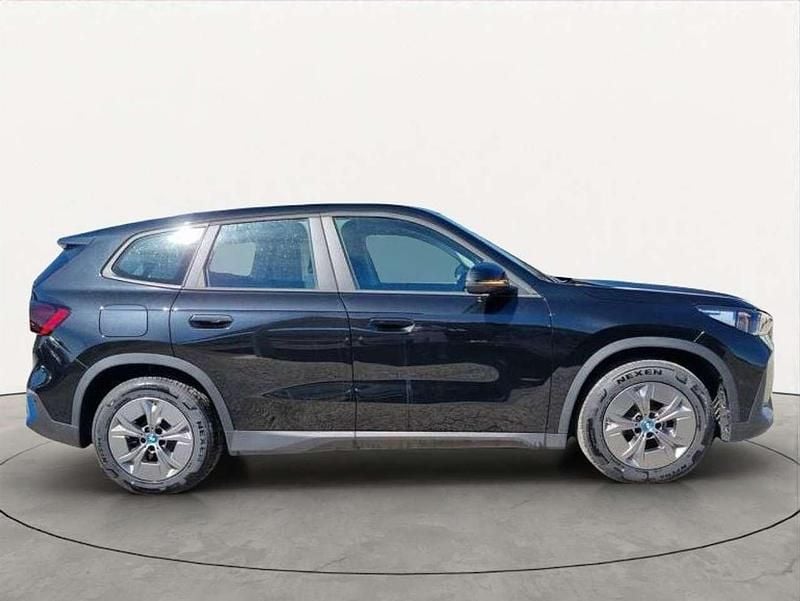 Nero Nuova 2025 BMW iX1 SUV | 36.900 € (Super prezzo) - Immagine 1/4