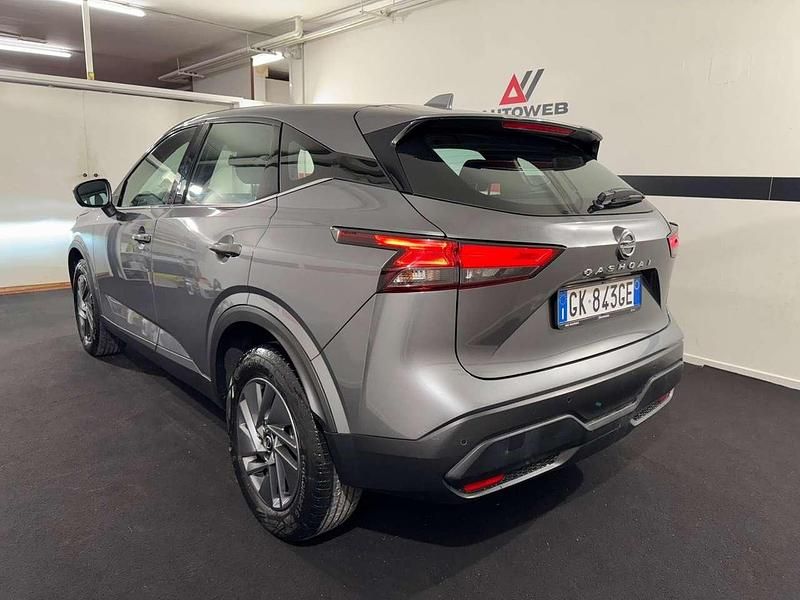 Używany Nissan Qashqai 360º 140 KM (102 kW) 2022 Szary SUV