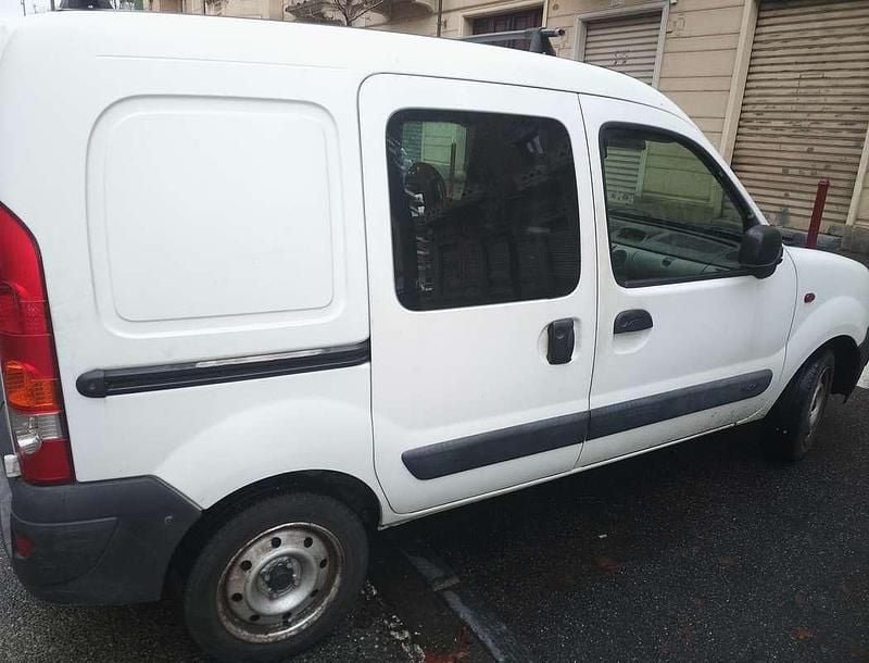 Usata Renault Kangoo 80 CV (58 kW) 2004 Monovolume