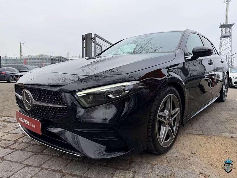 Usata Mercedes A220 AMG Line Premium 190 CV (139 kW) 2024 Cosmos Berlina