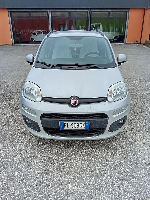 Usata Fiat Panda 95 CV (69 kW) 2017 Gray Utilitaria