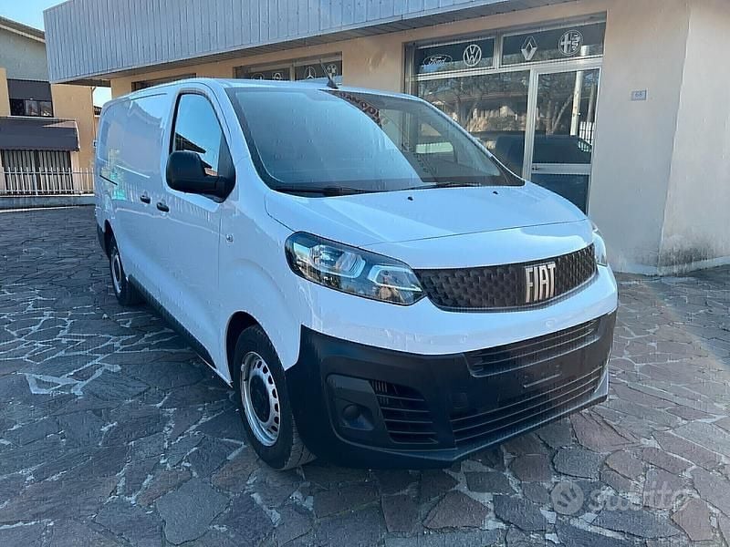 Bianco Usata 2023 Fiat Scudo Furgone | 19.700 € (Buon prezzo) - Immagine 1/4