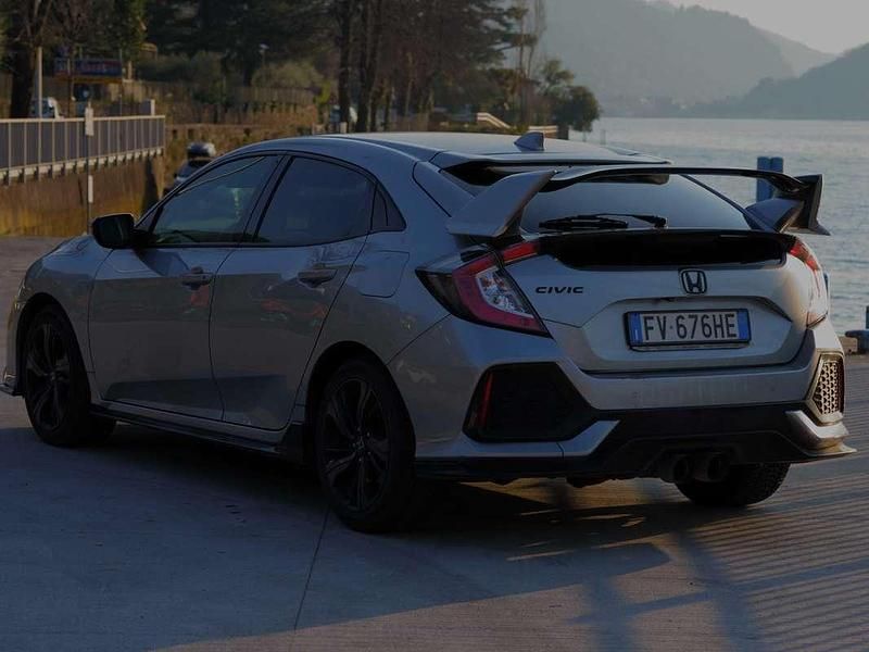 Usata Honda Civic Sport 182 CV (133 kW) 2019 Argento Berlina