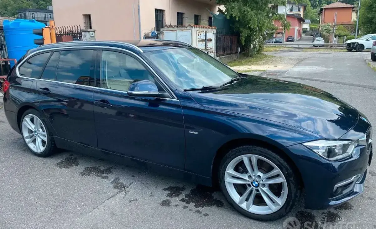 Usata BMW 320 Luxury Line 190 CV (139 kW) 2016 Station wagon
