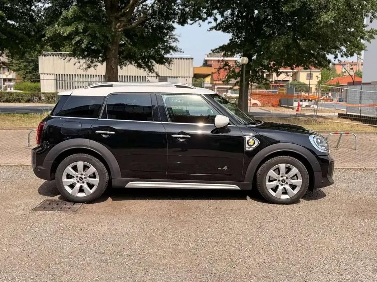 Usata Mini Cooper S Countryman Business 125 CV (91 kW) 2021 Nero SUV