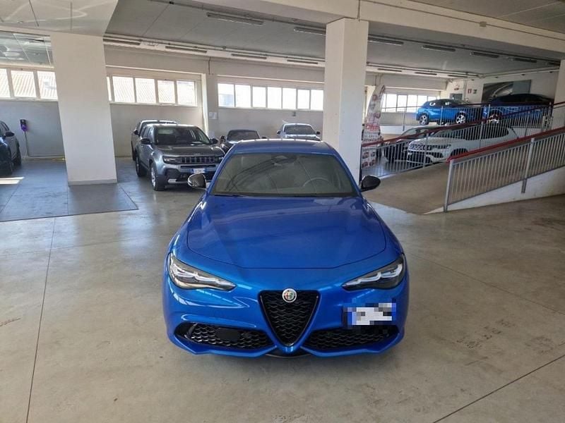 Usata Alfa Romeo Giulia Veloce 210 CV (154 kW) 2025 Blu Berlina