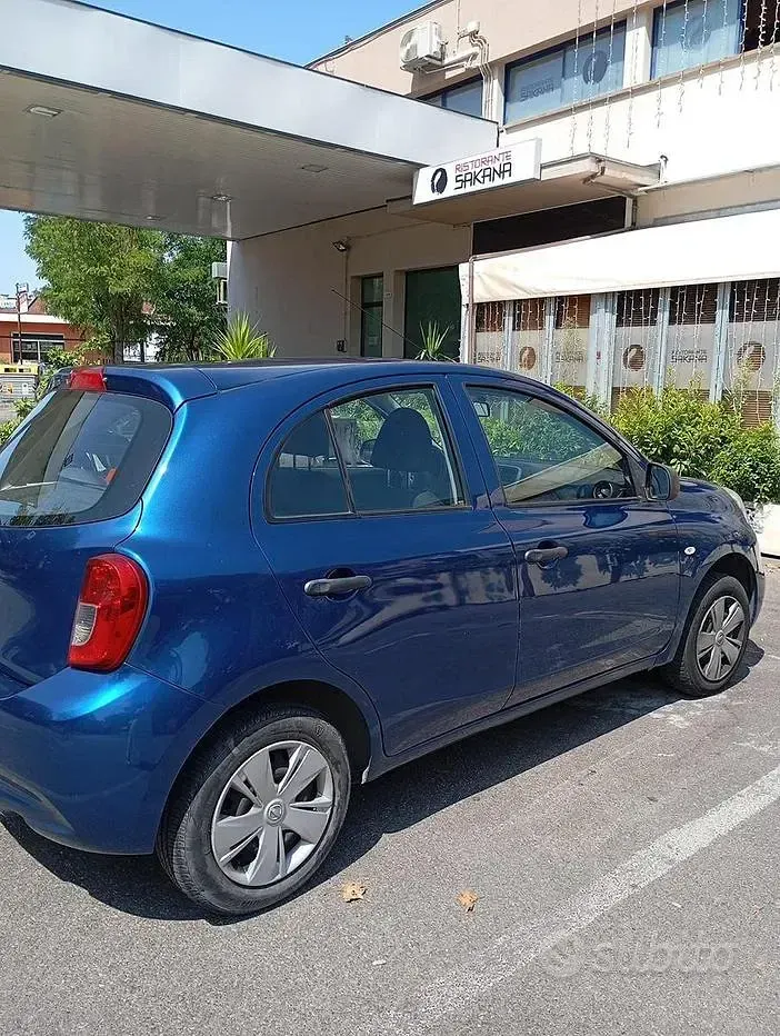 Usata Nissan Micra 80 CV (58 kW) 2015 Bluazzurro Utilitaria