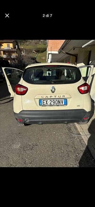 Usata Renault Captur 90 CV (66 kW) 2015 SUV