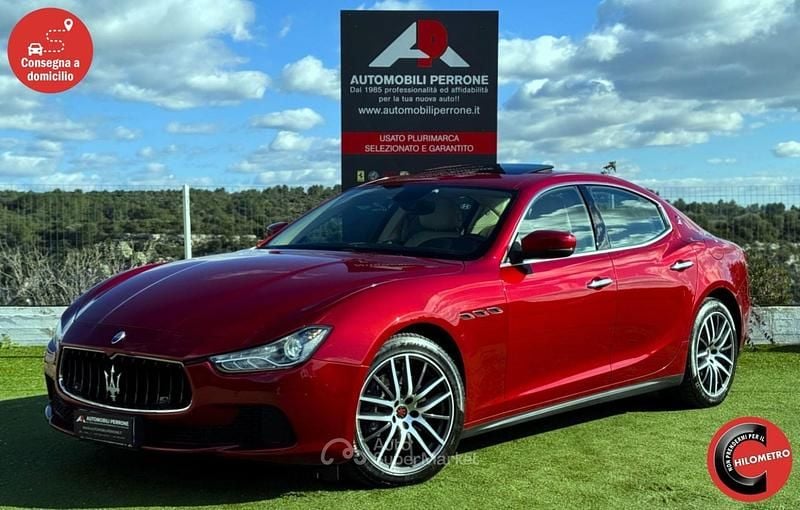 Usata Maserati Ghibli 250 CV (183 kW) 2017 Rosso energia Berlina
