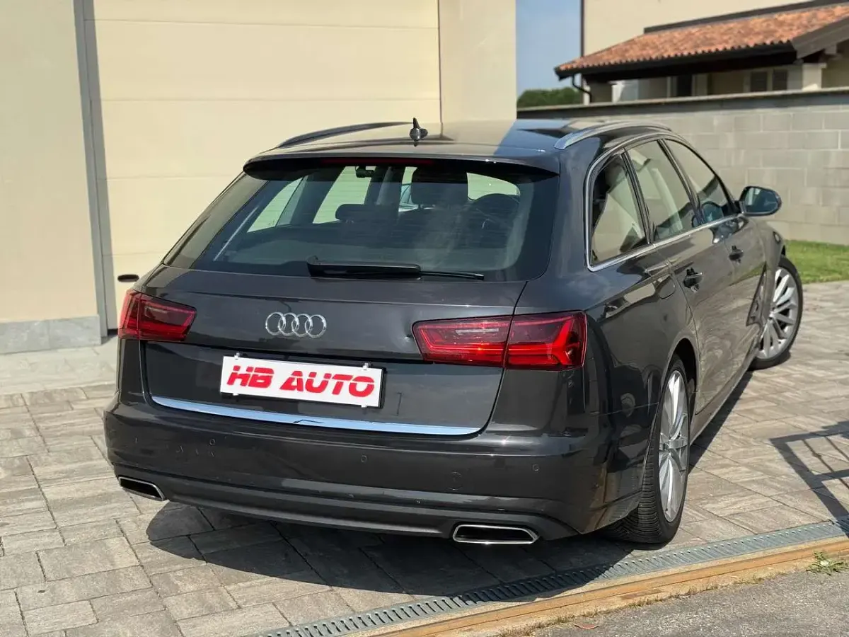 Usata Audi A6 272 CV (200 kW) 2015 Grigio Station wagon