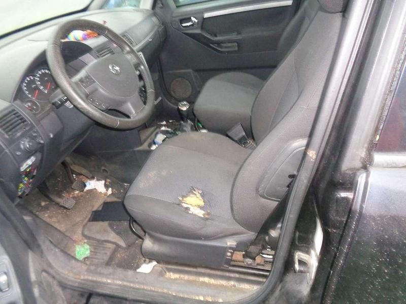 Usata Opel Meriva Enjoy 105 CV (77 kW) 2006 Nero Monovolume