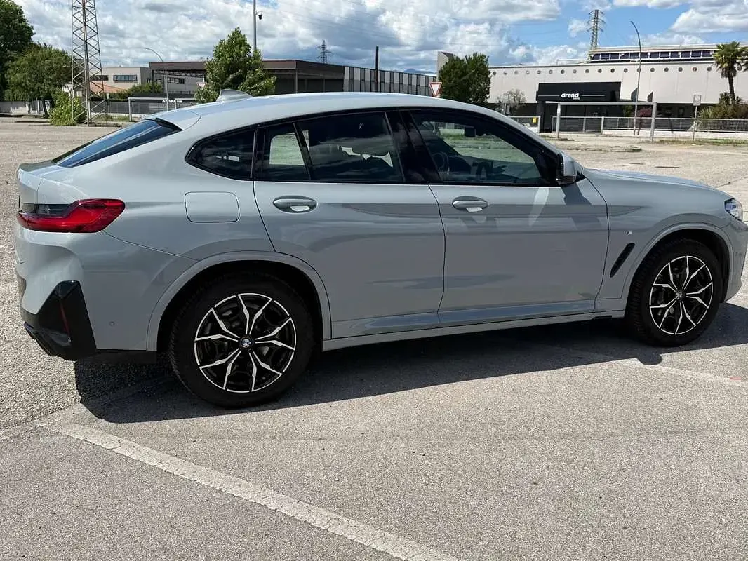 Usata BMW X4 M Sport 190 CV (139 kW) 2023 Grigio SUV