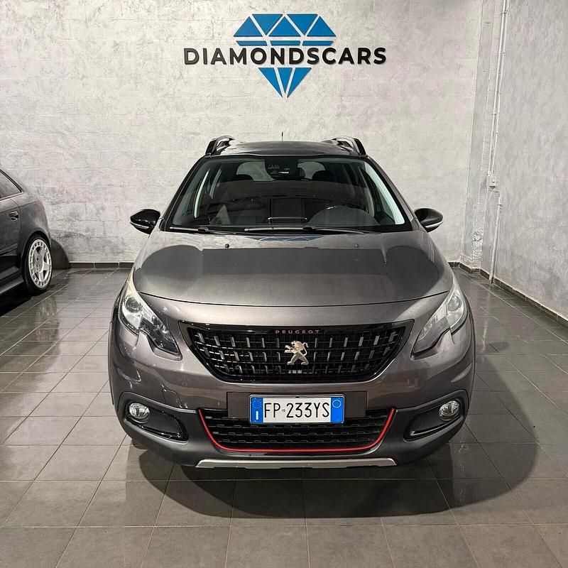Usata Peugeot 2008 GT-line 110 CV (80 kW) 2018 Grigio SUV