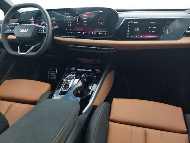 Usata Audi A5 Sportback S-Line 204 CV (150 kW) 2025 Grigio daytona perla Utilitaria