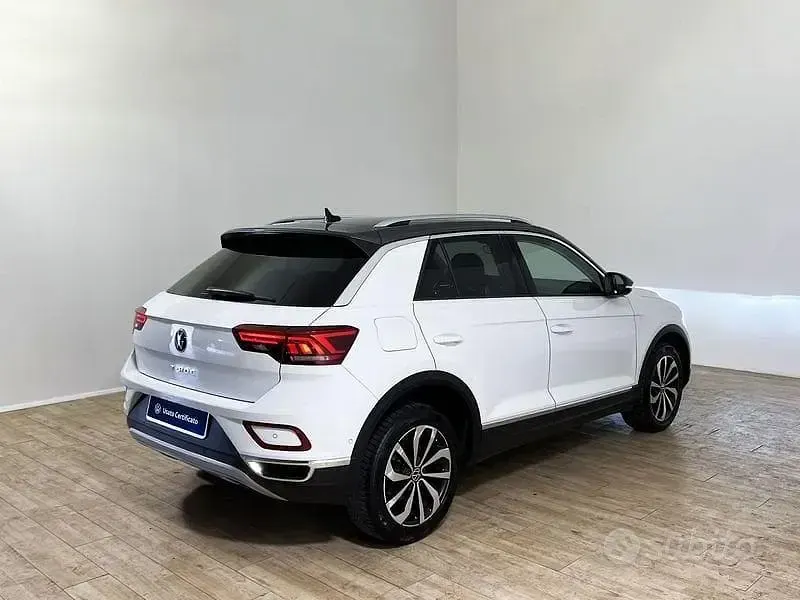 Usata VW T-Roc Style 116 CV (85 kW) 2022 Pure white SUV