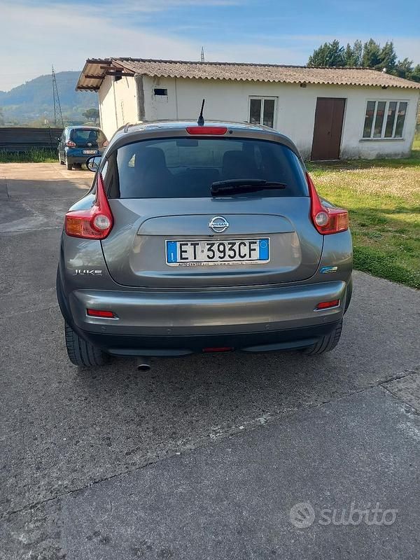 Usata Nissan Juke 110 CV (80 kW) 2013 Grigio SUV