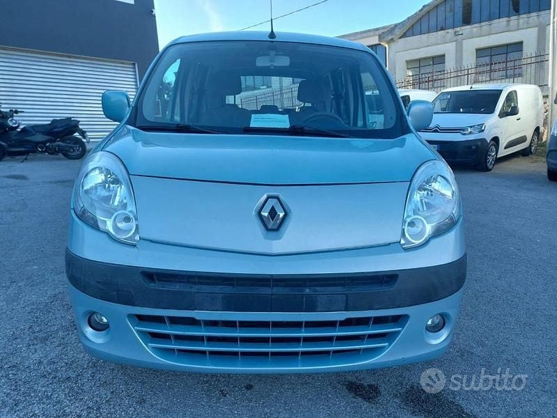 Usata Renault Kangoo 106 CV (77 kW) 2010 Blu Monovolume