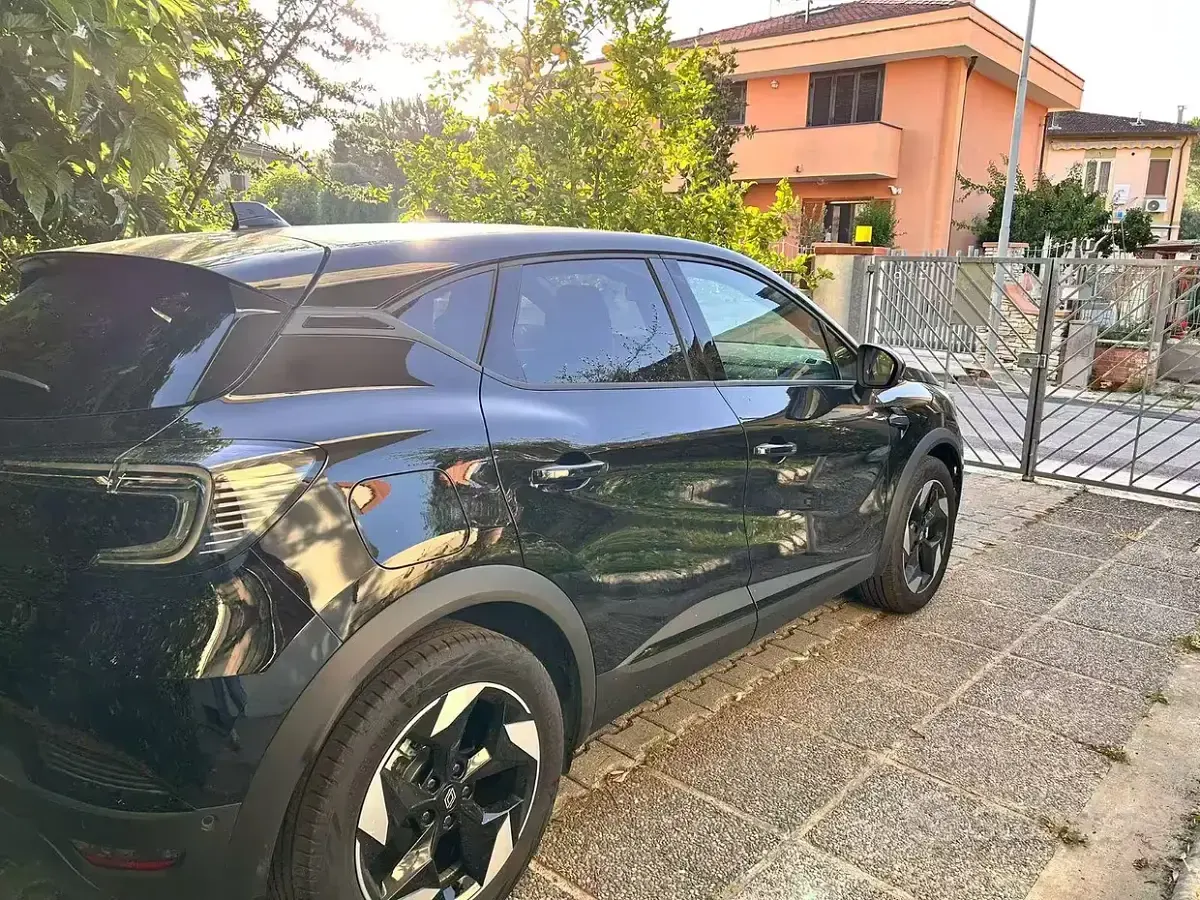 Usata Renault Captur Techno 101 CV (74 kW) 2026 Nero SUV