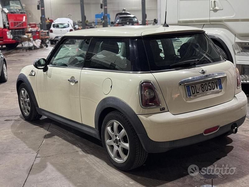 Usata Mini ONE 88 CV (64 kW) 2008 Bianco Utilitaria