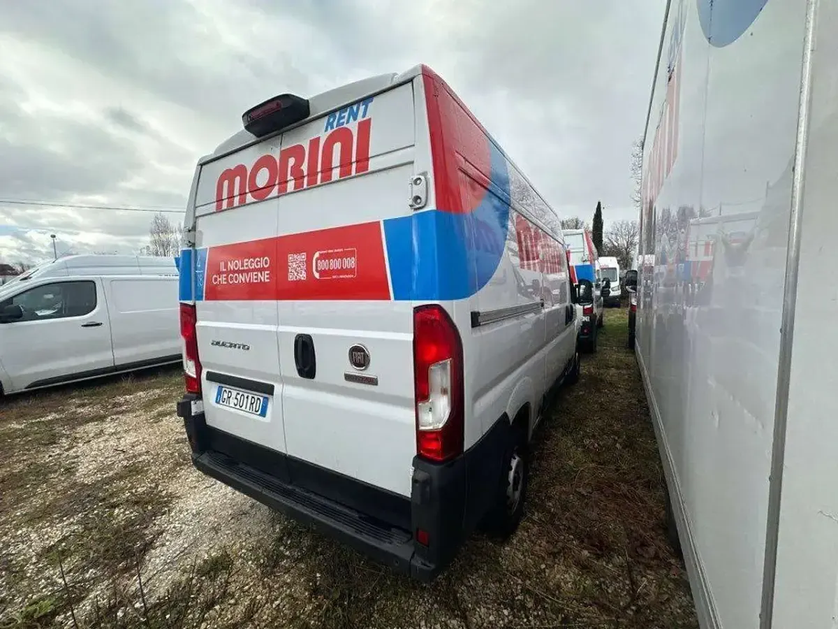 Usata Fiat Ducato 140 CV (102 kW) 2023 Bianco Furgone
