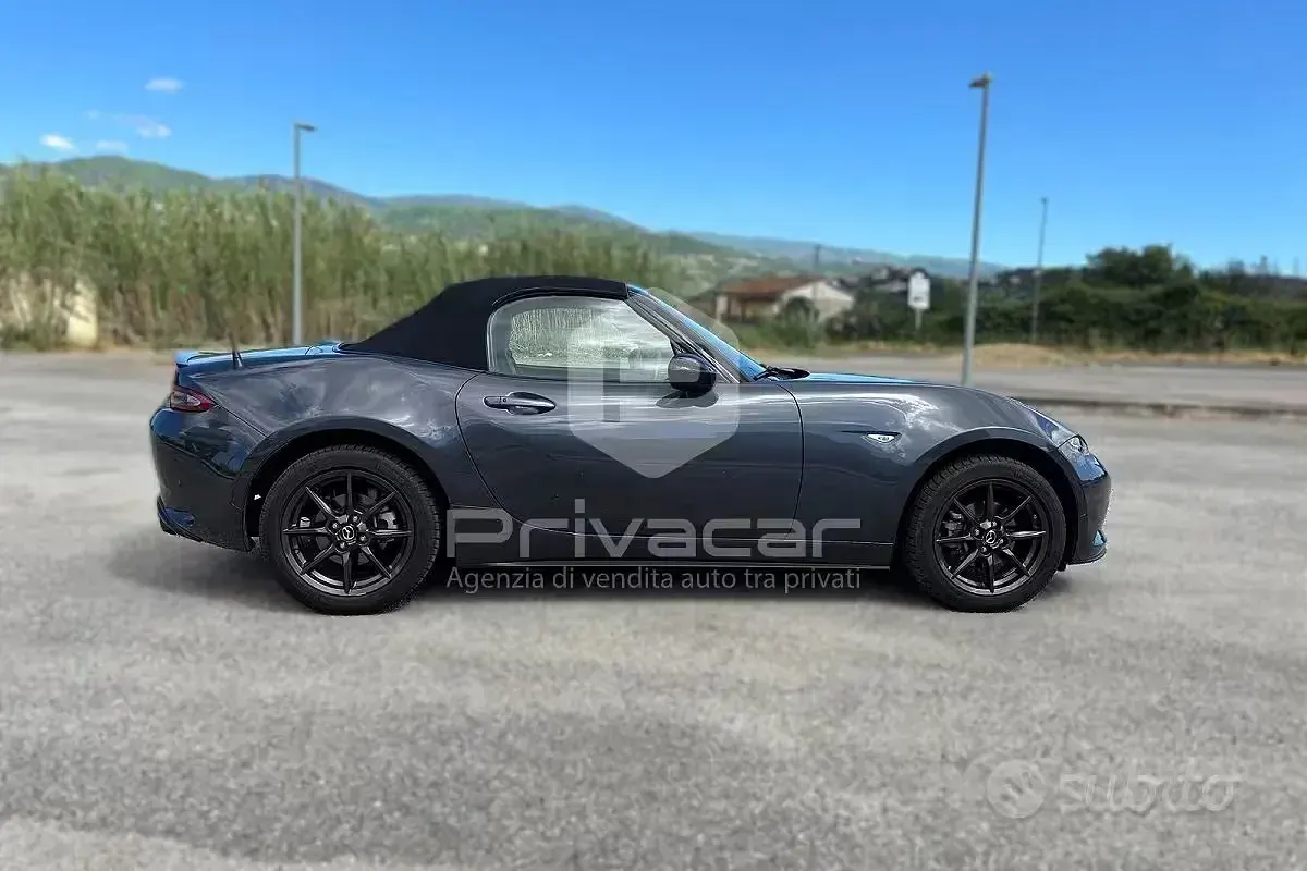 Usata Mazda MX5 Exceed 131 CV (96 kW) 2016 Grigio Cabrio