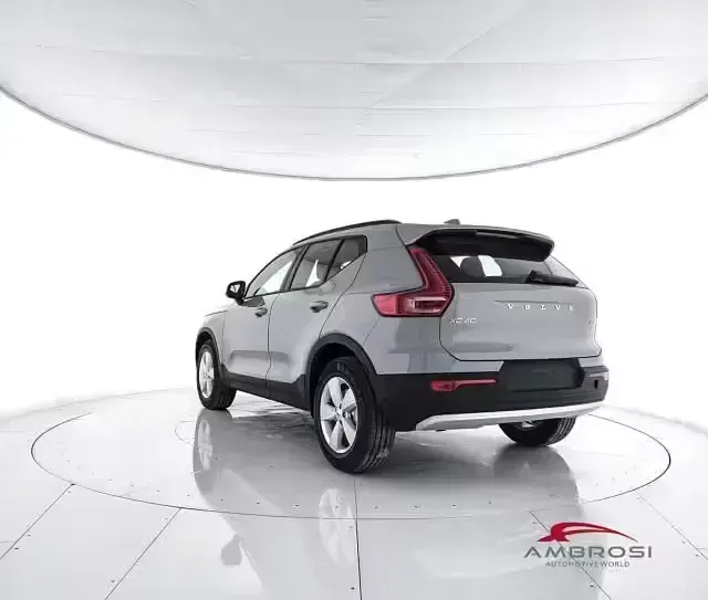 Nuova Volvo XC40 163 CV (119 kW) 2026 Grigio SUV