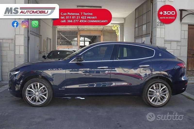 Usata Maserati Levante GranLusso 275 CV (202 kW) 2018 Blu SUV