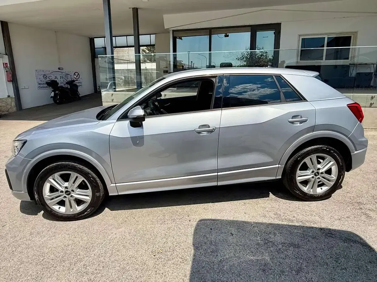 Usata Audi Q2 Business Plus 116 CV (85 kW) 2022 Argento SUV
