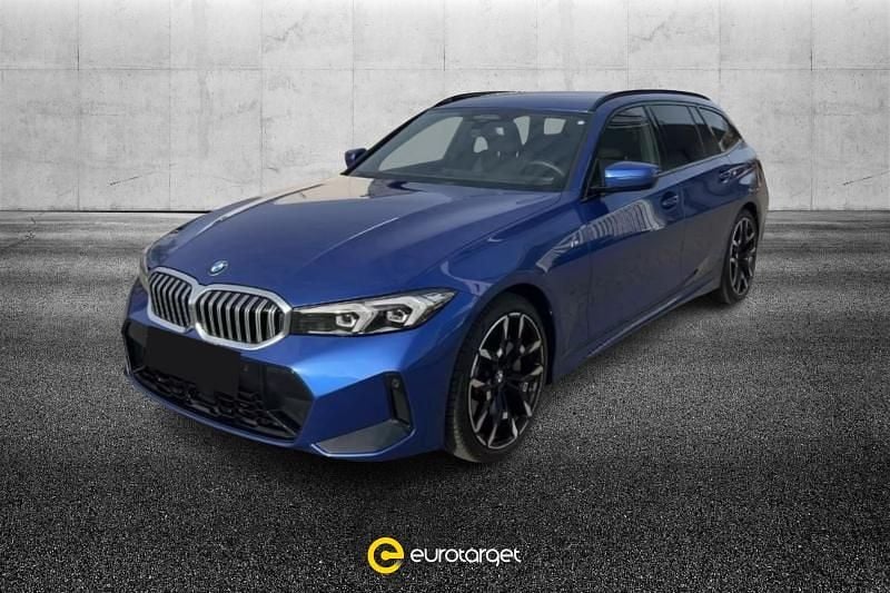Usata BMW 330 M Sport 286 CV (210 kW) 2024 Blu metallizzato Station wagon