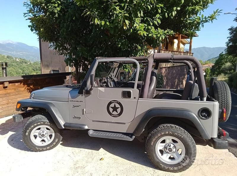 Usata Jeep Wrangler 118 CV (86 kW) 2000 SUV