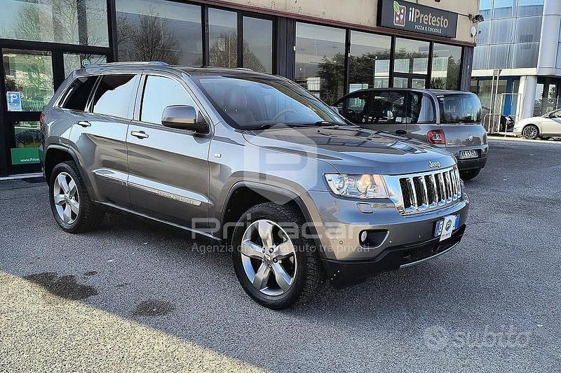Usata Jeep Grand Cherokee Overland 241 CV (177 kW) 2011 Grigio SUV