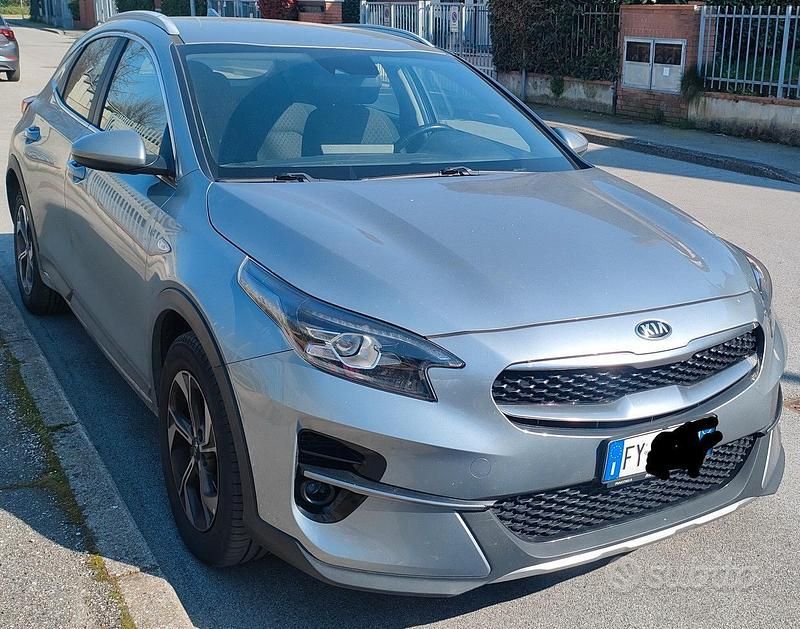 Usata Kia XCeed 120 CV (88 kW) 2019 Grigio SUV