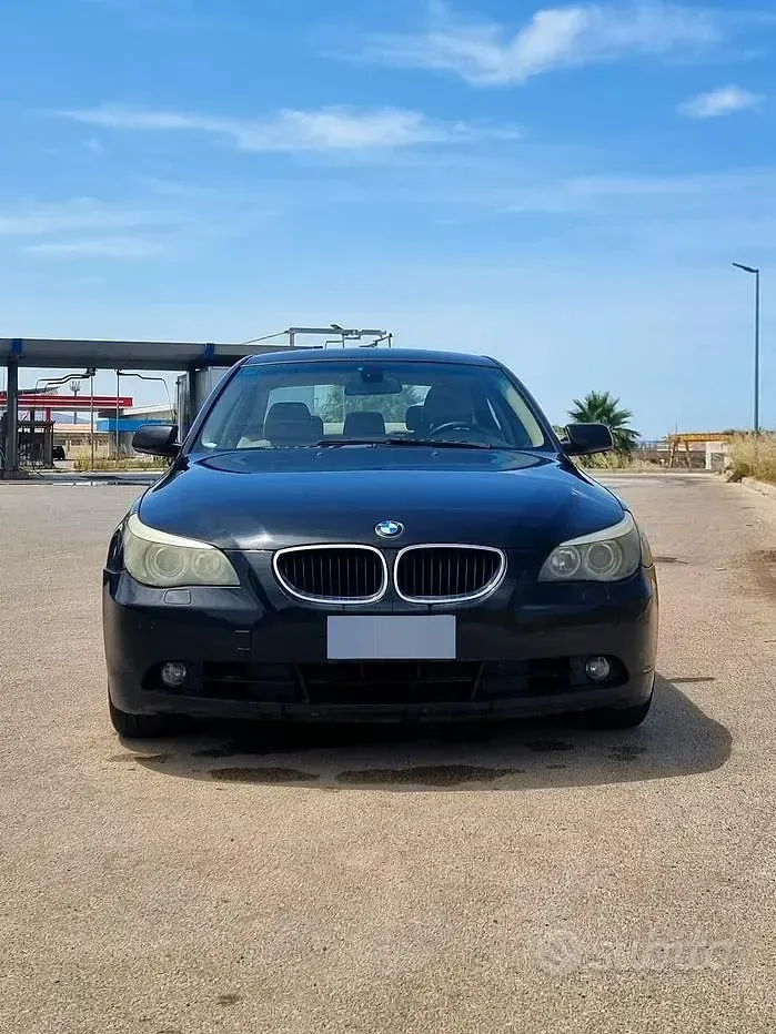 Usata BMW 530 218 CV (160 kW) 2003 Nero Berlina