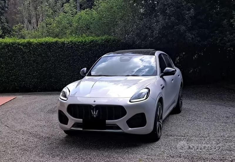 Usata Maserati Grecale GT 250 CV (183 kW) 2025 Grigio SUV