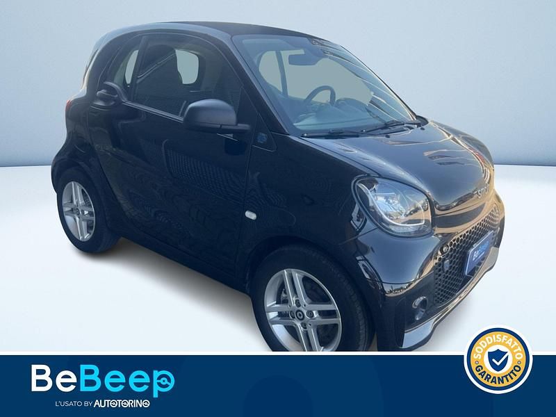 Usata Smart ForTwo Electric Drive Pure 59 kW (81 CV) 2021 Nero metallizzato Berlina
