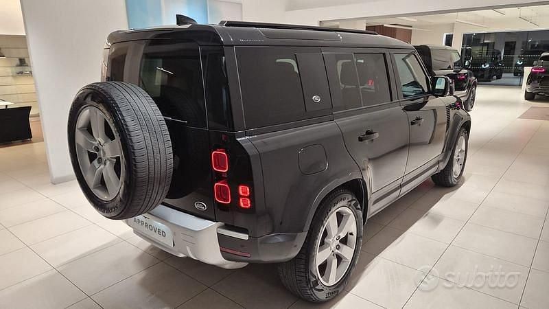 Usata Land Rover Defender HSE 250 CV (183 kW) 2021 Nero SUV