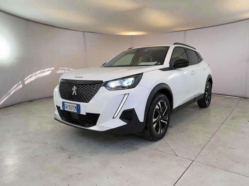 Usata Peugeot 2008 Allure 110 CV (80 kW) 2022 Bianco SUV