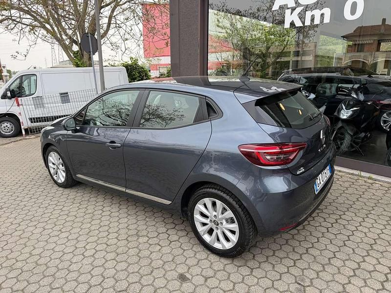 Usata Renault Clio V Zen 101 CV (74 kW) 2020 Grigio Berlina